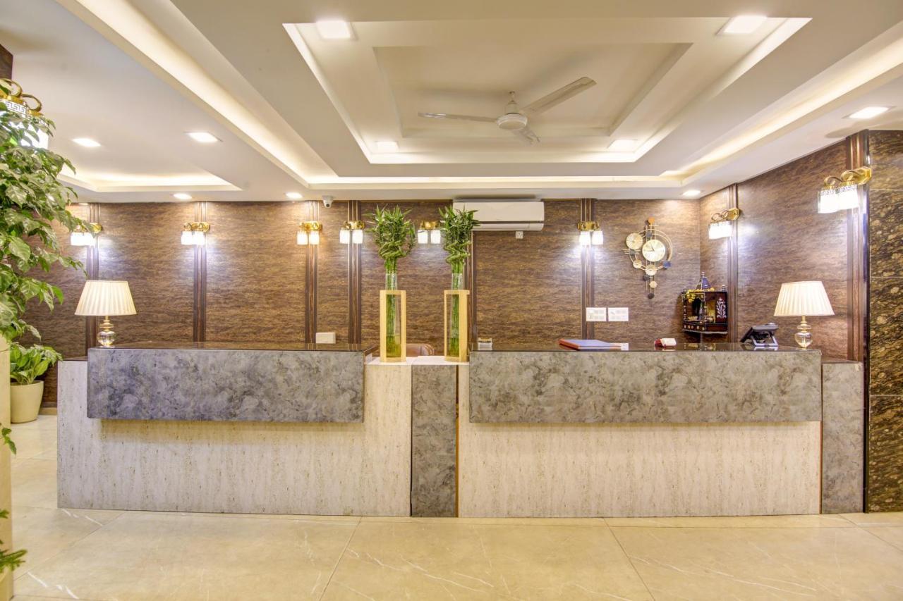 Hotel Park Tree Near Delhi Airport Nova Deli Exterior foto